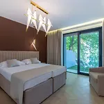 Bosket Luxury Split